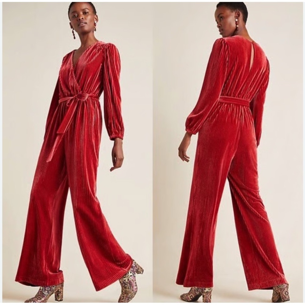 Ali & Jay velvet jumpsuit Samantha size M brick red Anthropologie Christmas